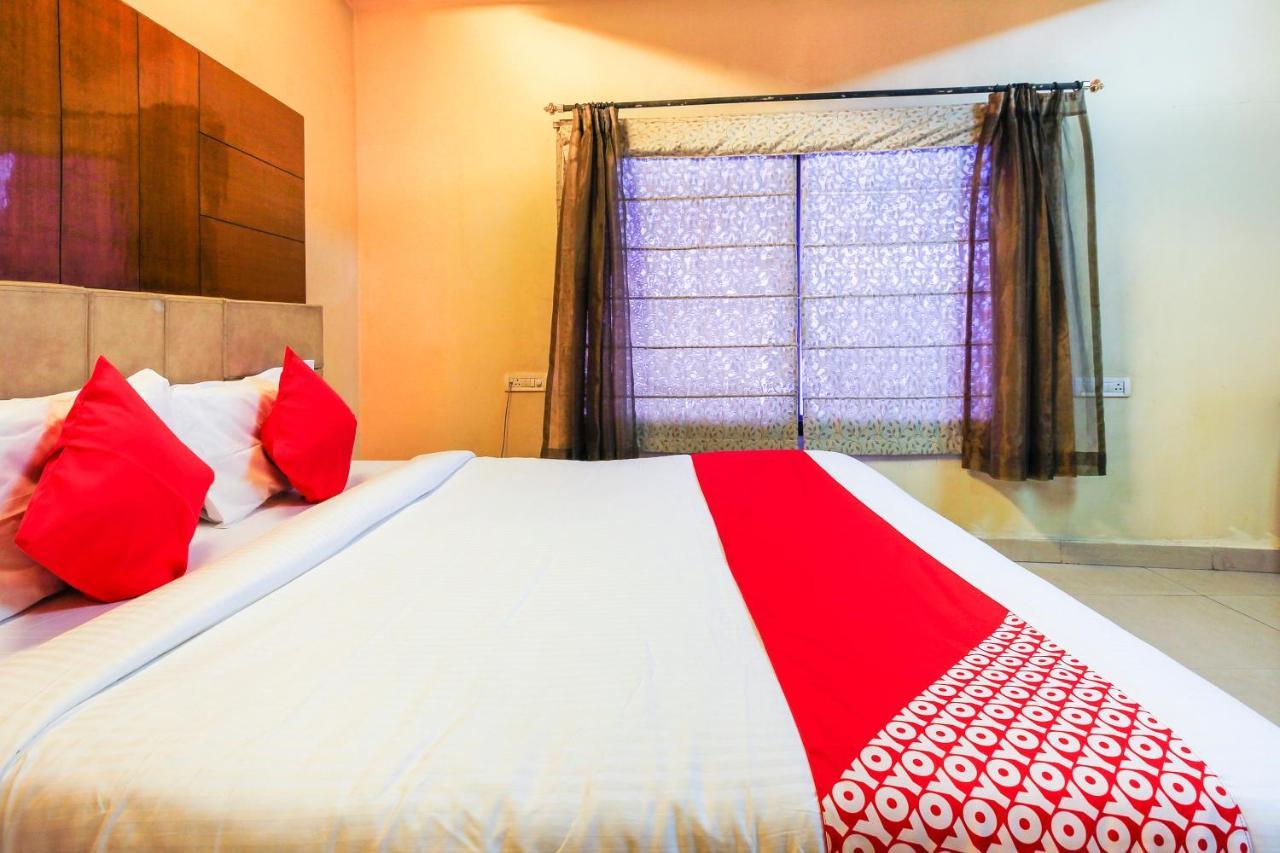 Oyo Hotel Metro International Near Lb Stadium Хайдарабад Экстерьер фото