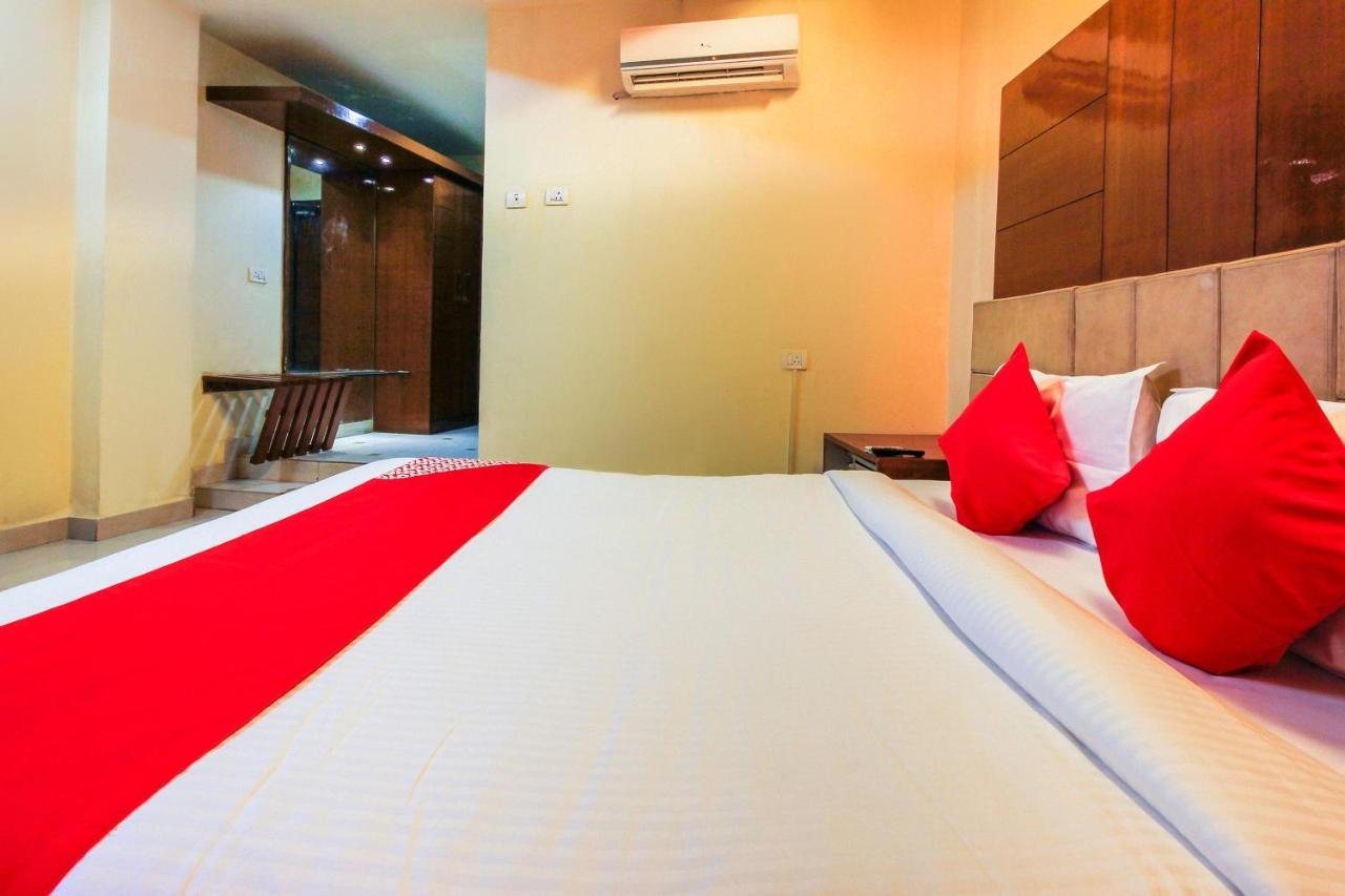 Oyo Hotel Metro International Near Lb Stadium Хайдарабад Экстерьер фото